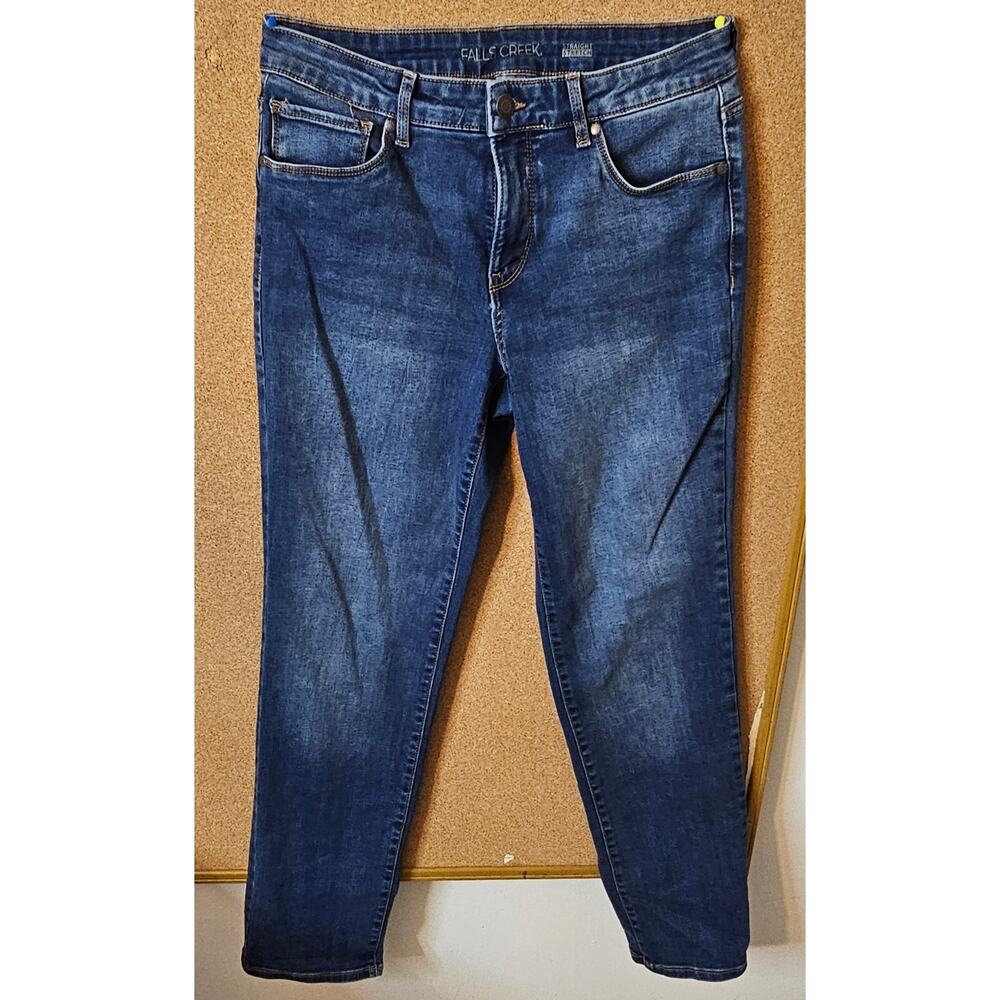 Falls Creek Women’s Blue Jeans Size 10 Straight Leg Classic Medium Wash Denim